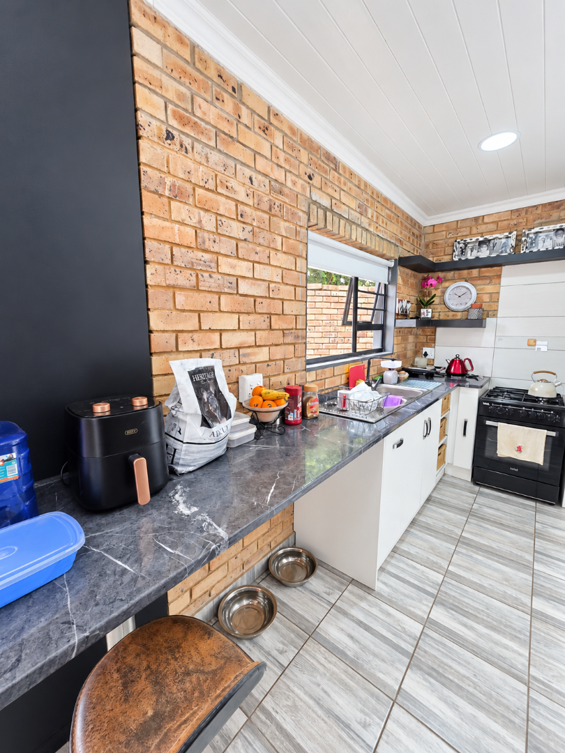 4 Bedroom Property for Sale in Wilkoppies North West
